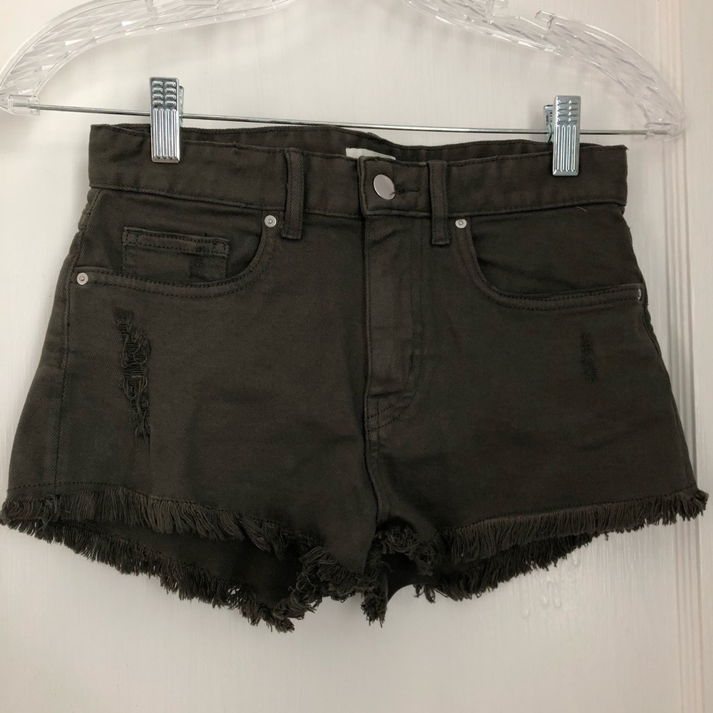 H&M olive green jean shorts